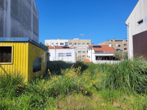Terreno de 283m2 em São Mamede de Infesta, Matosinhos, Porto!