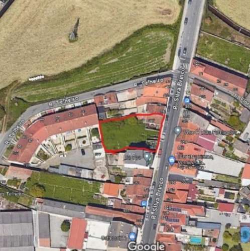 Terreno com 715m2 localizado a 300 metros da Estação de Metro!