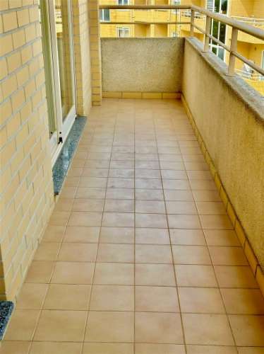 Apartamento T4 com garagem fechada, Canidelo!