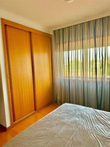 Apartamento T4 com garagem fechada, Canidelo!