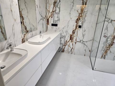 Moradia T5 Venda em Gulpilhares e Valadares,Vila Nova de Gaia