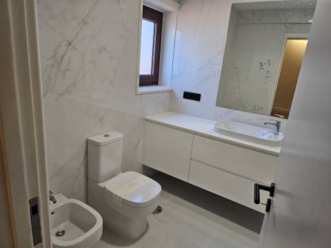 Moradia T5 Venda em Gulpilhares e Valadares,Vila Nova de Gaia