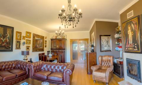 Apartamento T3 com ótimas áreas e garagem box com 27m2, localizado a 1300 metros de Santo Ovídio!