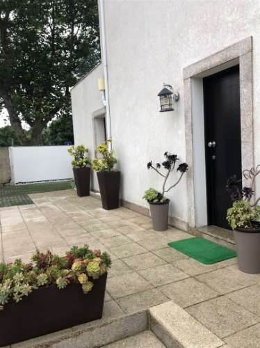 Moradia T3 em Miramar com vistas de Mar!