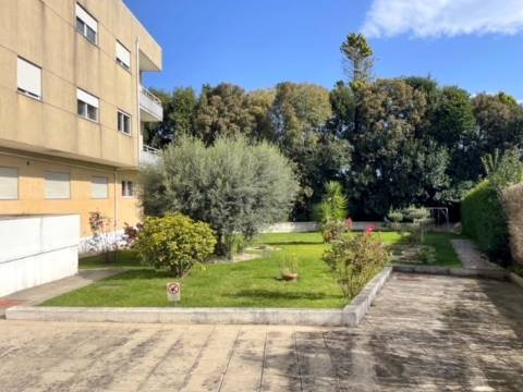 Apartamento T2 MOBILADO, em Vilar de Andorinho!