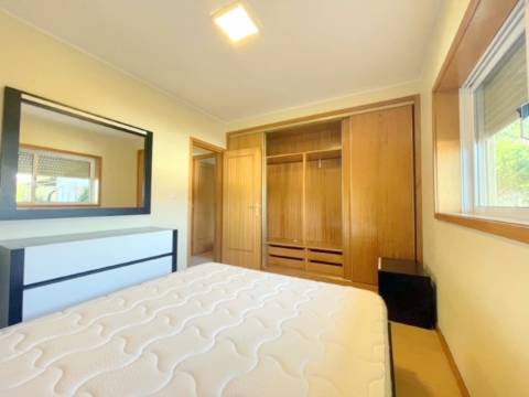 Apartamento T2 MOBILADO, em Vilar de Andorinho!