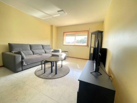 Apartamento T2 MOBILADO, em Vilar de Andorinho!