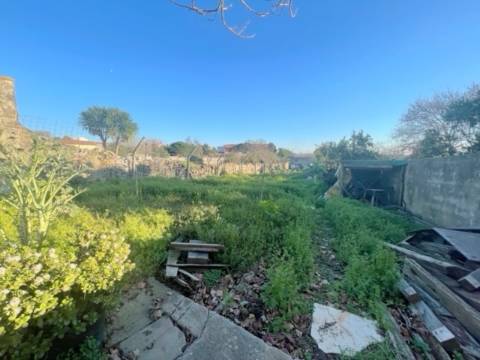 Prédio para Habitação e Comércio!