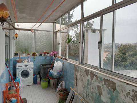 Prédio T4 em Campanhã, Porto!