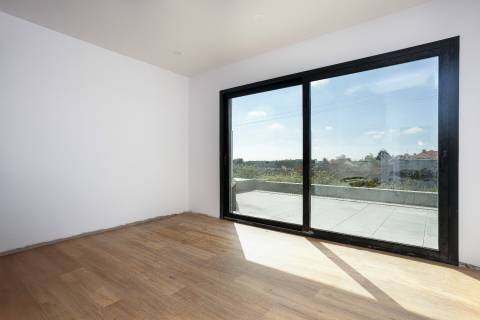 Moradia TÉRREA T3 com Piscina, localizada em Cortegaça!