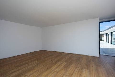 Moradia TÉRREA T3 com Piscina, localizada em Cortegaça!