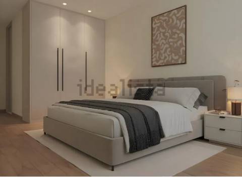 T1 a 900 metros da Praia de Canidelo com varanda, garagem box e arrumos!