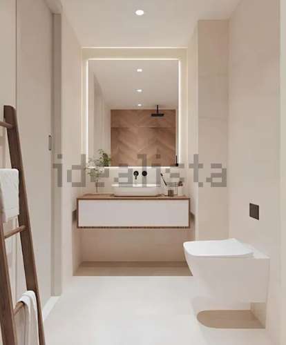 T1 a 900 metros da Praia de Canidelo com varanda, garagem box e arrumos!