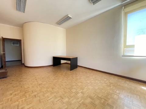 Salas de Escritório para Arrendamento, noas Carvalhos!