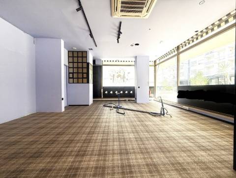 Loja no Edifício Aviz na Avenida da Boavista, Porto!