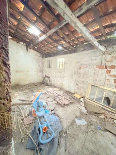 Moradia Térrea com Anexo e Poço – Excelente Localização em Vila Nova de Gaia!