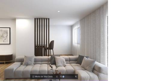 🏡 T4 remodelado (parcialmente) no centro de Paredes – ao lado da estação!