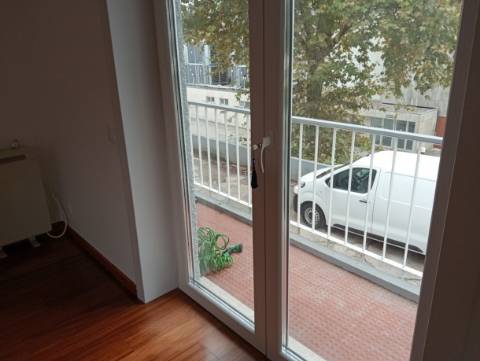 Fantástico Andar Moradia T3+1 em Oliveira do Douro, junto ao Parque da Lavandeira!