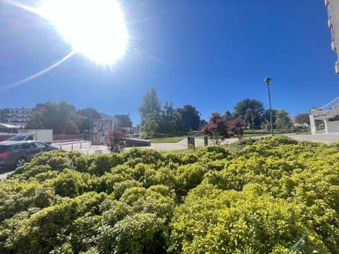 Trespasse de Loja de Roupas Infantis!