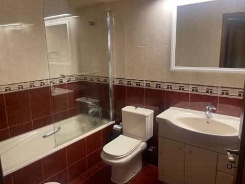 Apartamento T2 Remodelado no Centro da Maia - Arrendamento