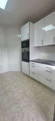 T2+1 em Oliveira do Douro, nos Arcos do Sardão, com Garagem!