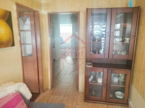 Andar Moradia T1+1 somente para INVESTIDORES!