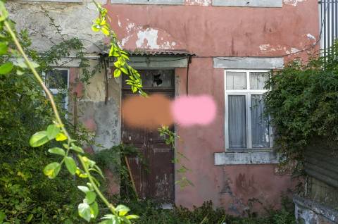 Moradia Geminada T2 para Reconstruir ao lado do Corte Inglês, em Gaia!