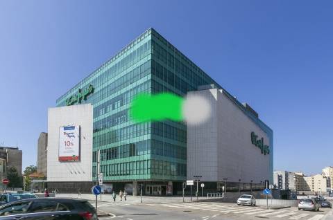 Moradia Geminada T2 para Reconstruir ao lado do Corte Inglês, em Gaia!