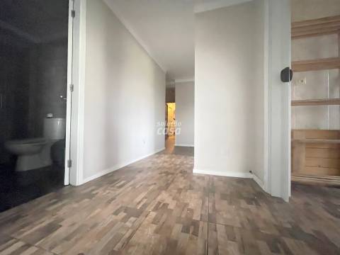 Apartamento T2 próximo da Estação do Metro!