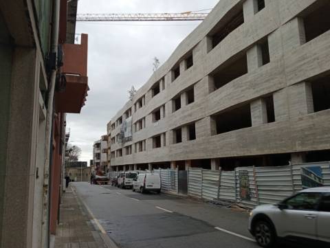 T1 Novo no Empreendimento Boss Gardens em Paranhos, Porto, com Varanda!