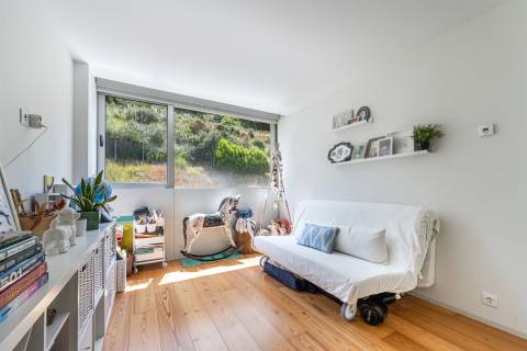 T3 Espetacular com vistas para o Rio Douro, no 4º e Último Piso, no Cais do Cavaco na Afurada!