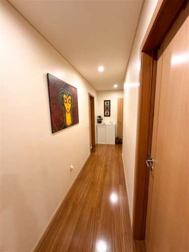 T2+1 em Canidelo com Varanda, Garagem e Excelentes Áreas!