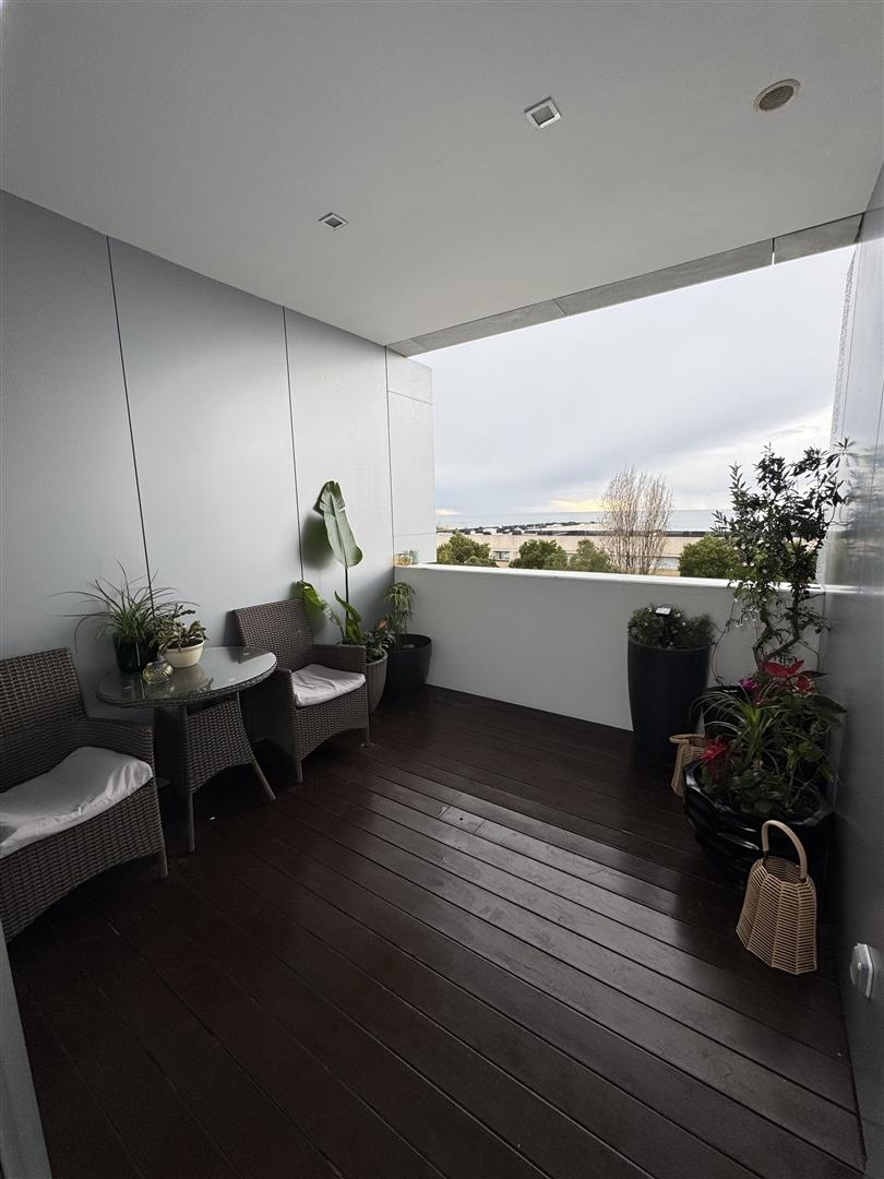 Onde o Luxo encontra o Pôr do Sol: T2+1 Único na Granja com Vistas de Mar!