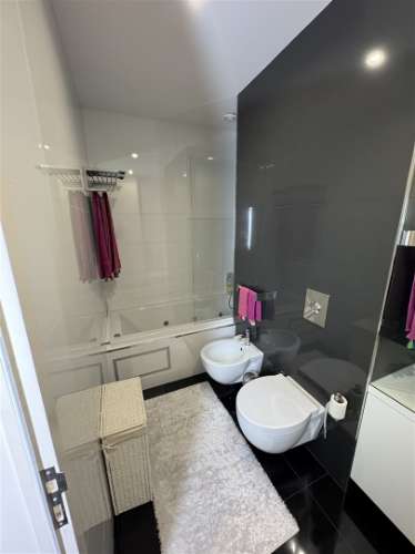 Onde o Luxo encontra o Pôr do Sol: T2+1 Único na Granja com Vistas de Mar!