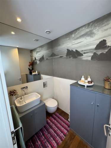 Onde o Luxo encontra o Pôr do Sol: T2+1 Único na Granja com Vistas de Mar!