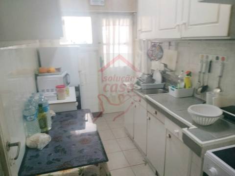 Andar Moradia T1+1 somente para INVESTIDORES!