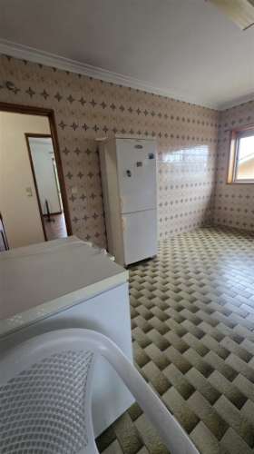 Moradia T3, de 4 frentes, em Arcozelo - Oportunidade Única!