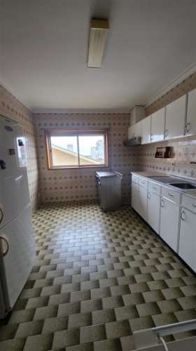 Moradia T3, de 4 frentes, em Arcozelo - Oportunidade Única!