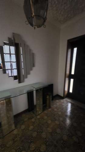 Moradia T3, de 4 frentes, em Arcozelo - Oportunidade Única!