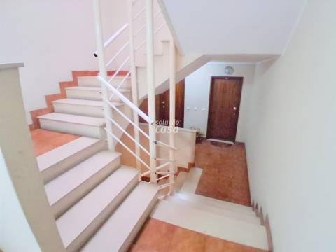 Apartamento T3 TOTALMENTE REMODELADO!