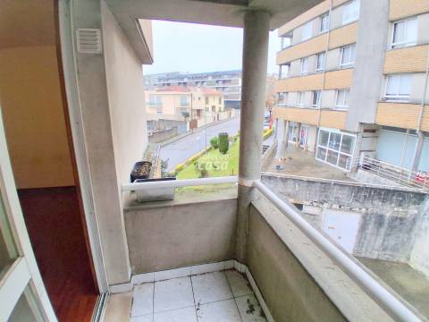 Apartamento T3 TOTALMENTE REMODELADO!