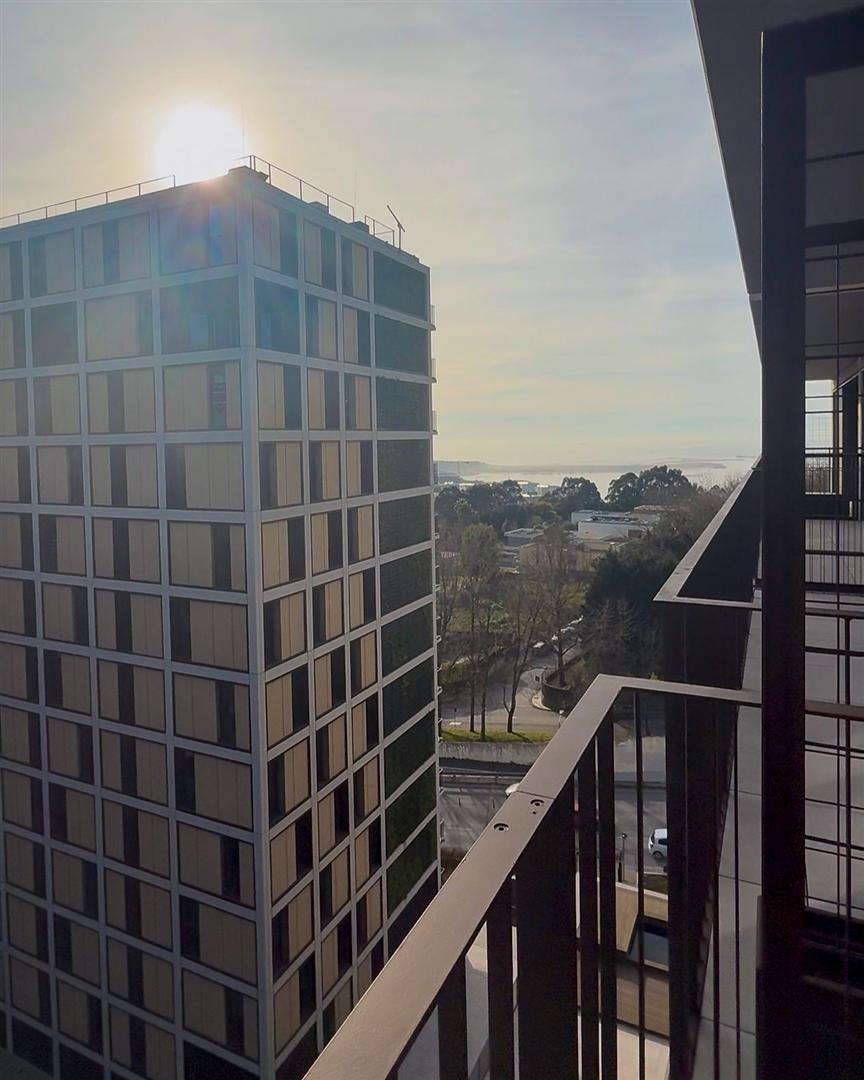 T2 Fantástico no The Next Yard, com Varanda e Vistas Deslumbrantes, nos Jardins D´Arrábida, em Gaia!