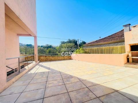 Moradia T3 localizada a 3 minutos de carro da N222!