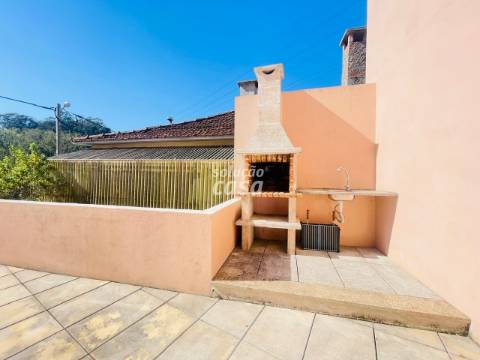 Moradia T3 localizada a 3 minutos de carro da N222!