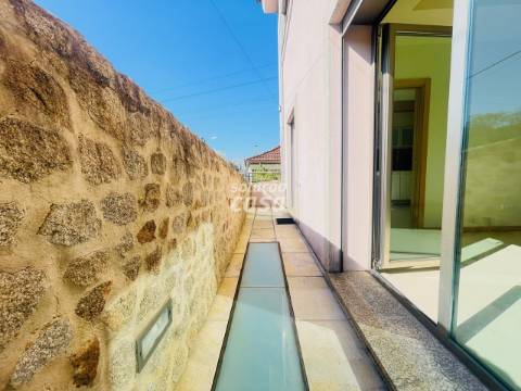 Moradia T3 localizada a 3 minutos de carro da N222!