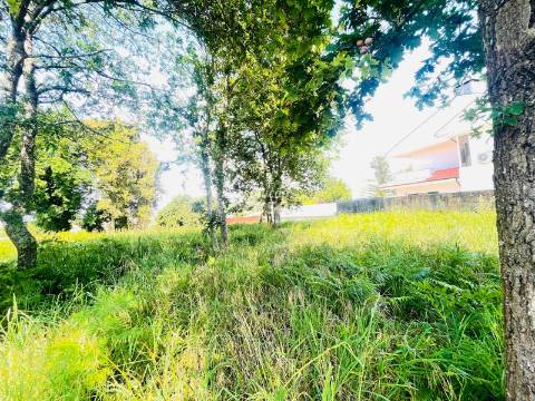 Terreno para Construção com 600m2 localizado em Gulpilhares!
