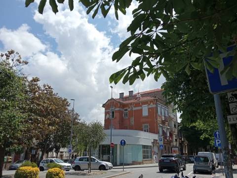 📍 Prédio no centro do Porto!