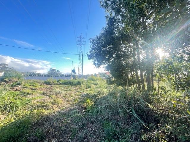 Terreno com 606m2, localizado próximo do Centro de Canelas!