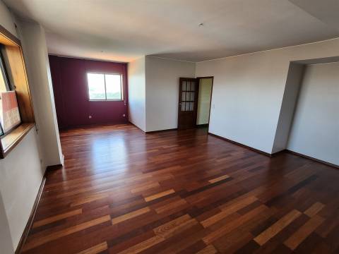 🏡 T2+1 para Arrendamento | CENTRO de GAIA | Avenida da Republica | Mafamude  | Vila Nova de Gaia