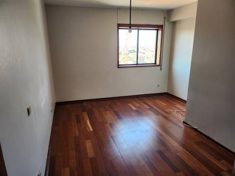 🏡 T2+1 para Arrendamento | CENTRO de GAIA | Avenida da Republica | Mafamude  | Vila Nova de Gaia